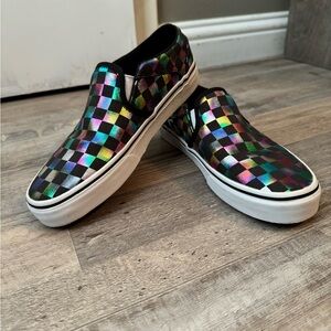Women’s checkered vans